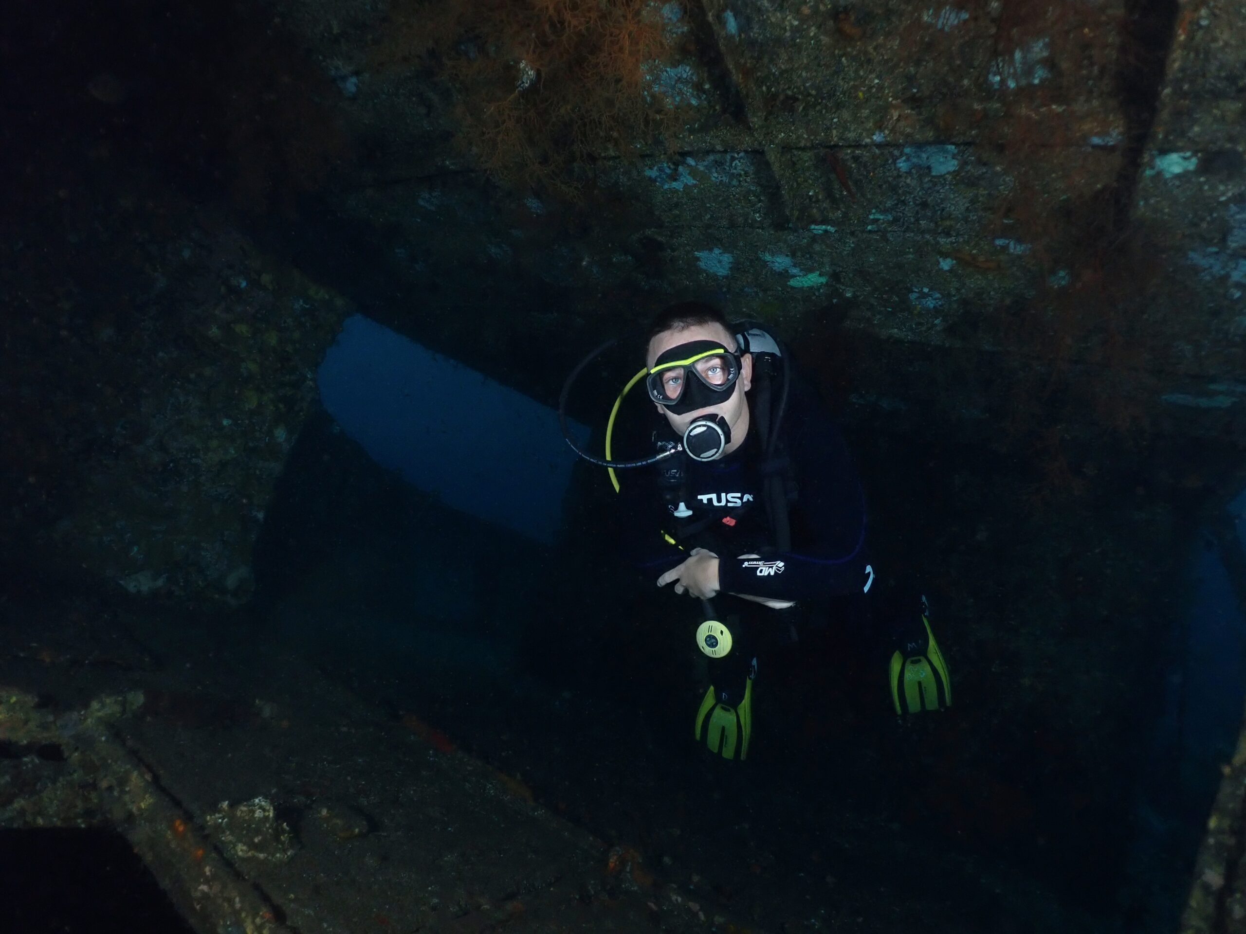 D9F2D540-F01E-45B9-ADF3-030908CCD135